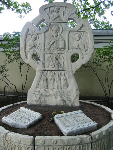 450px-rimsky-korsakov_grave.jpg